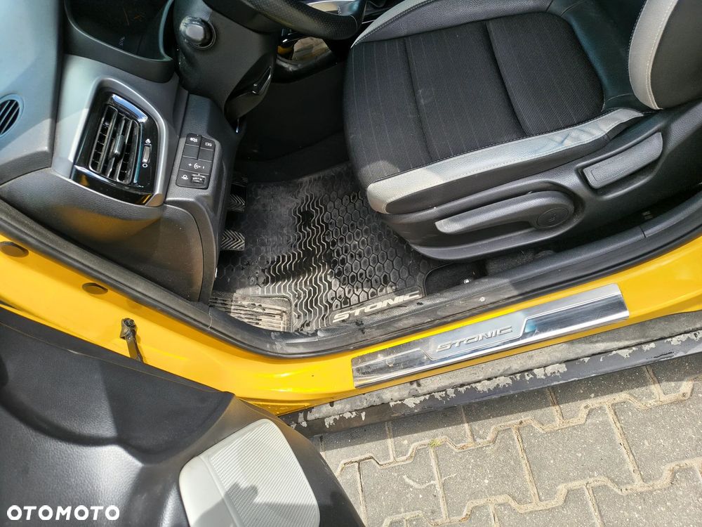 Kia Stonic 1.4 M - 10