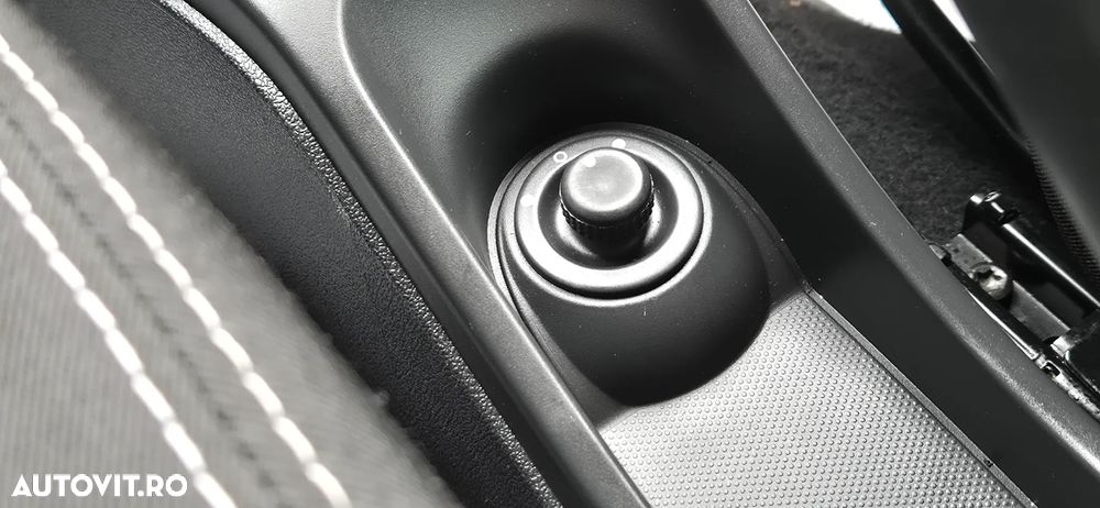 Dacia Duster 1.5 dCi 4x2 Laureate - 13