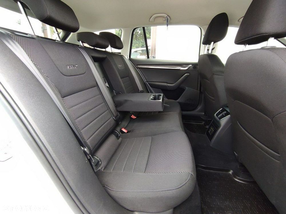 Skoda Octavia - 15