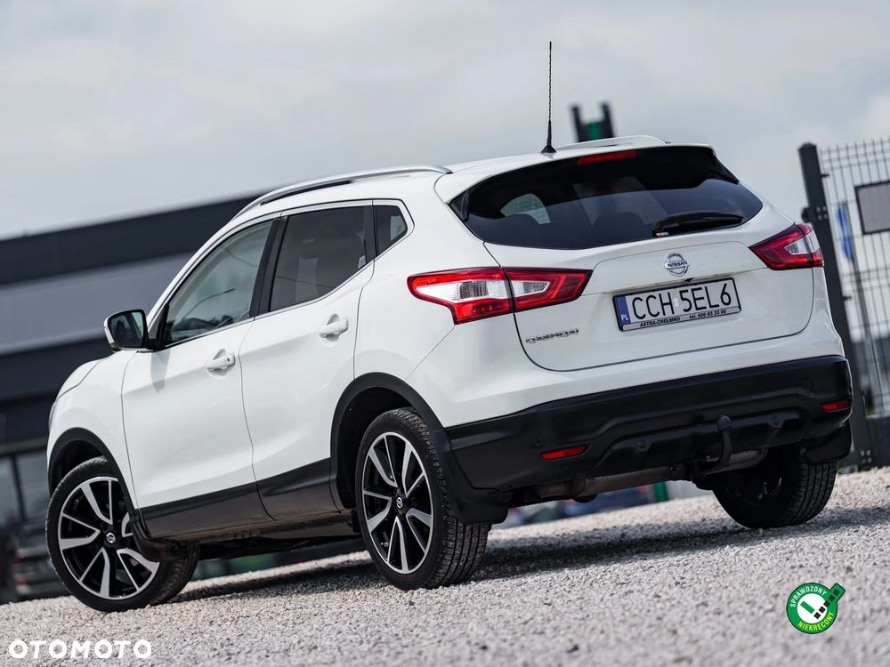 Nissan Qashqai 1.6 dCi Xtronic TEKNA+ - 3