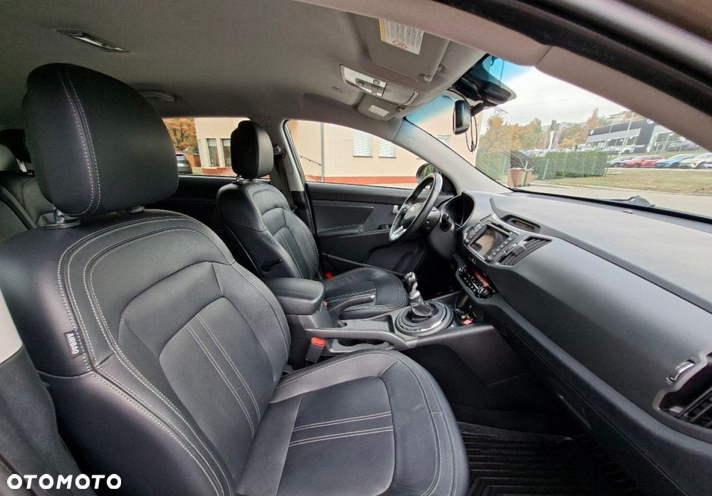Kia Sportage - 16