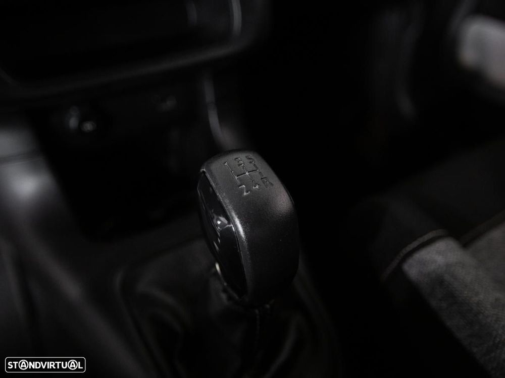 Citroën C3 1.2 PureTech C-Series - 18