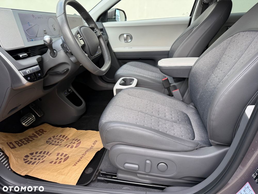 Hyundai IONIQ electric Premium - 24
