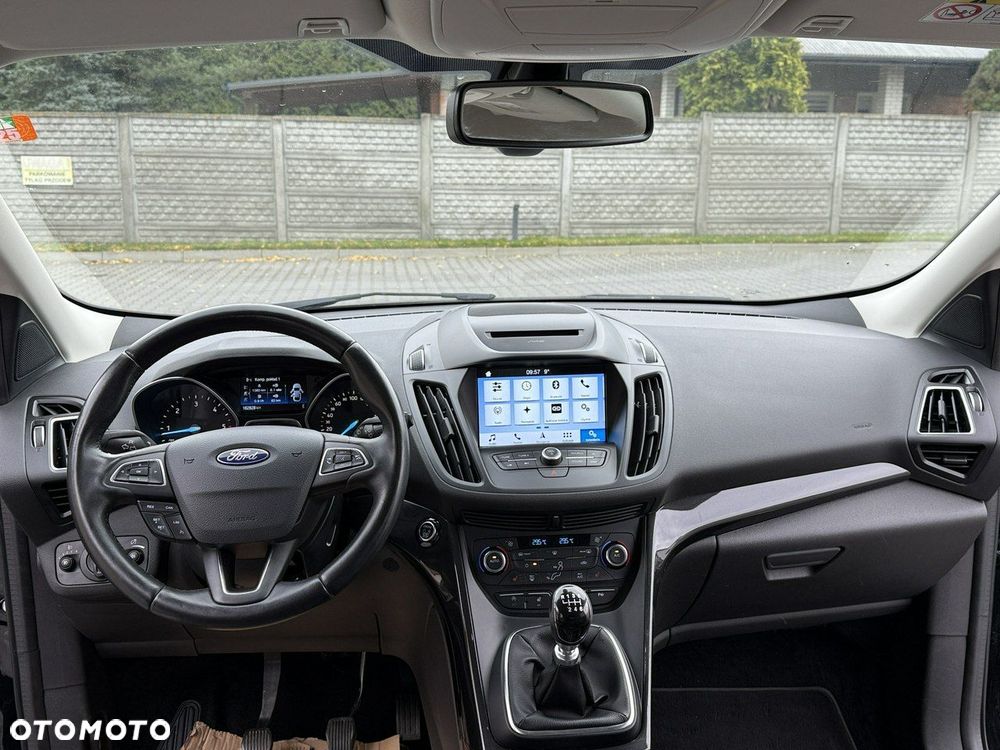 Ford Kuga 2.0 TDCi 2x4 Titanium - 5