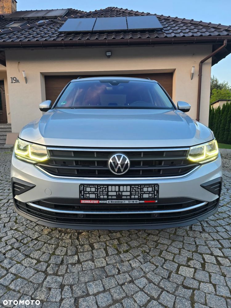 Volkswagen Tiguan 2.0 TDI SCR 4Motion DSG IQ.DRIVE - 3