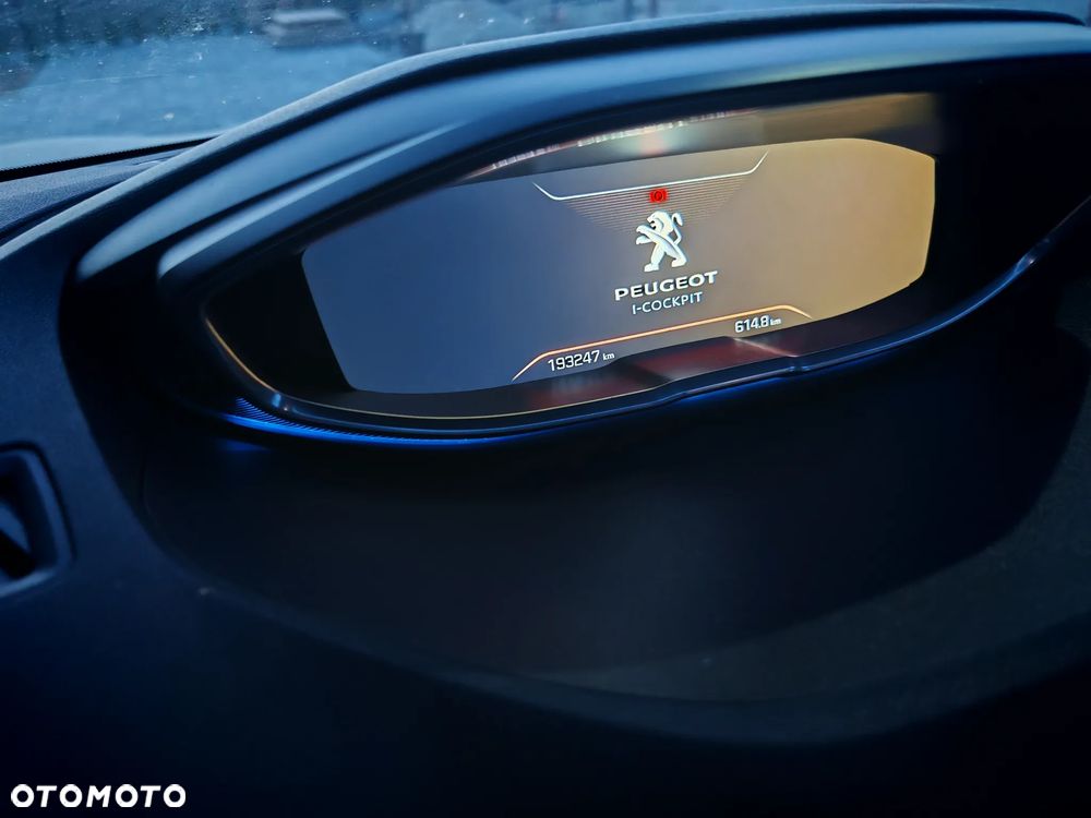 Peugeot 5008 BlueHDi 180 EAT6 GT - 21
