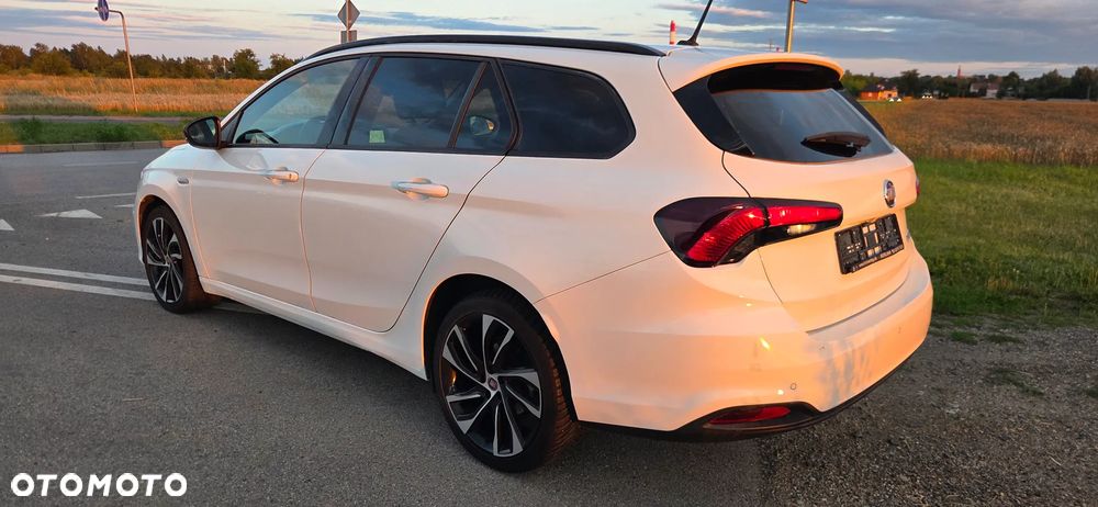Fiat Tipo 1.4 T-Jet S-Design - 4
