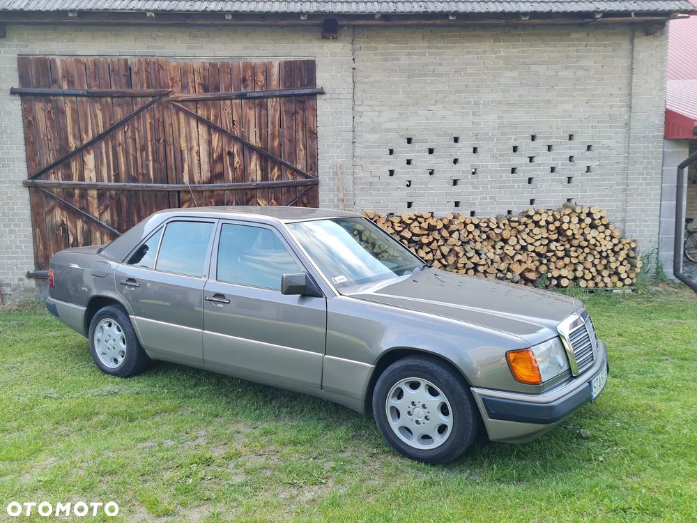 Mercedes-Benz W124 (1984-1993) - 2