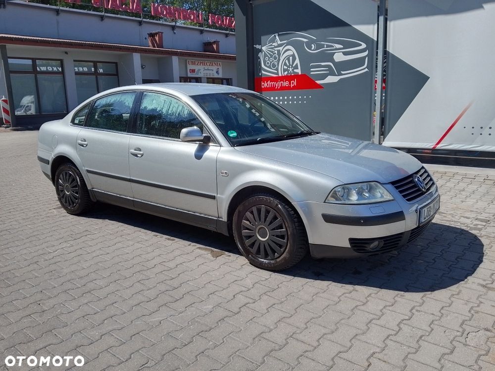 Volkswagen Passat - 2
