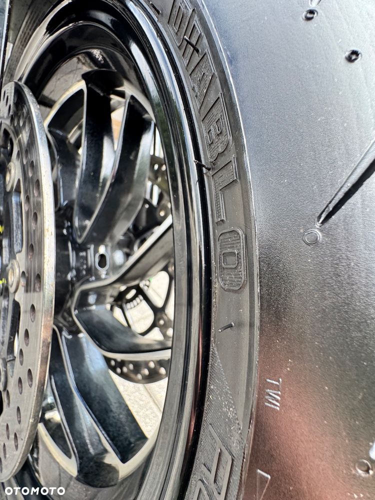 Ducati Diavel - 12