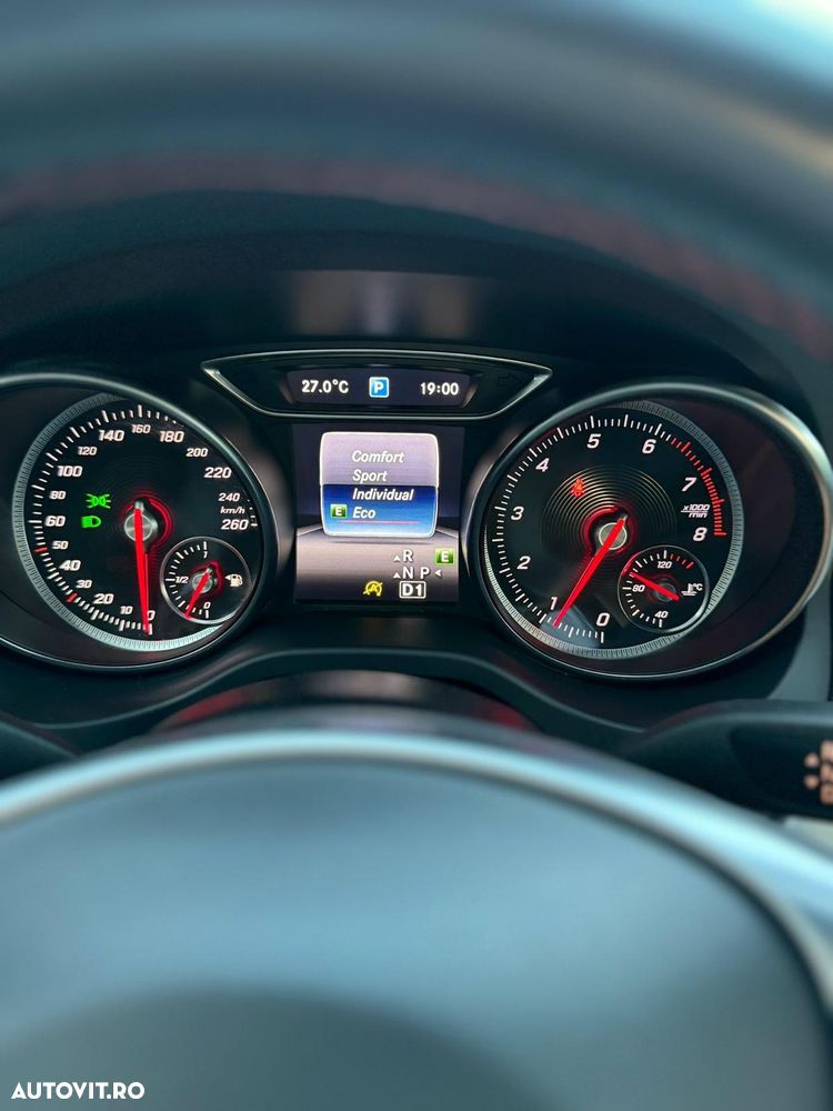 Mercedes-Benz CLA 180 - 8