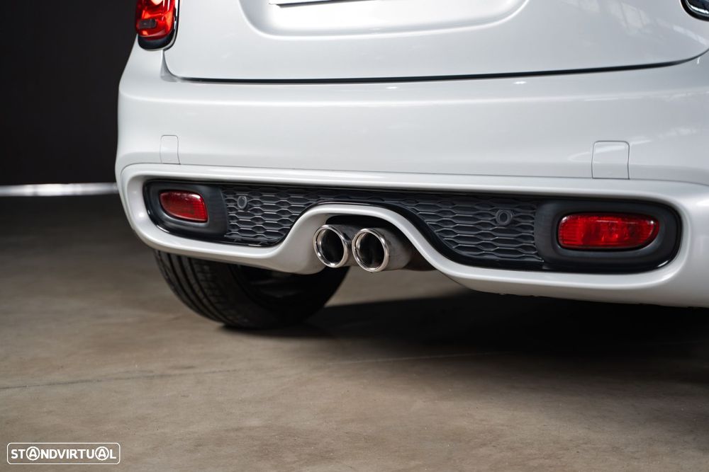 MINI 3 Portas Cooper D - 10