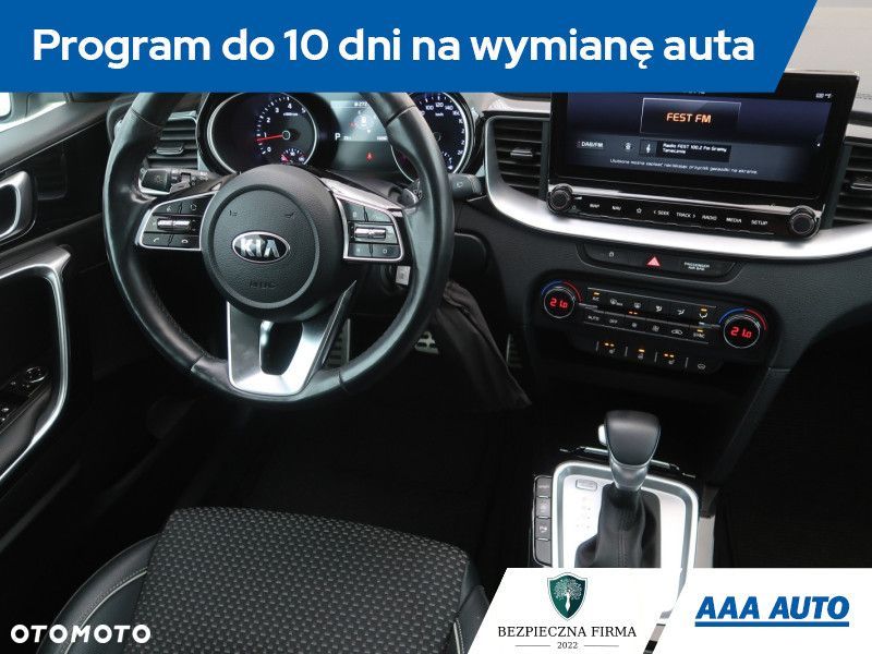 Kia Ceed - 9