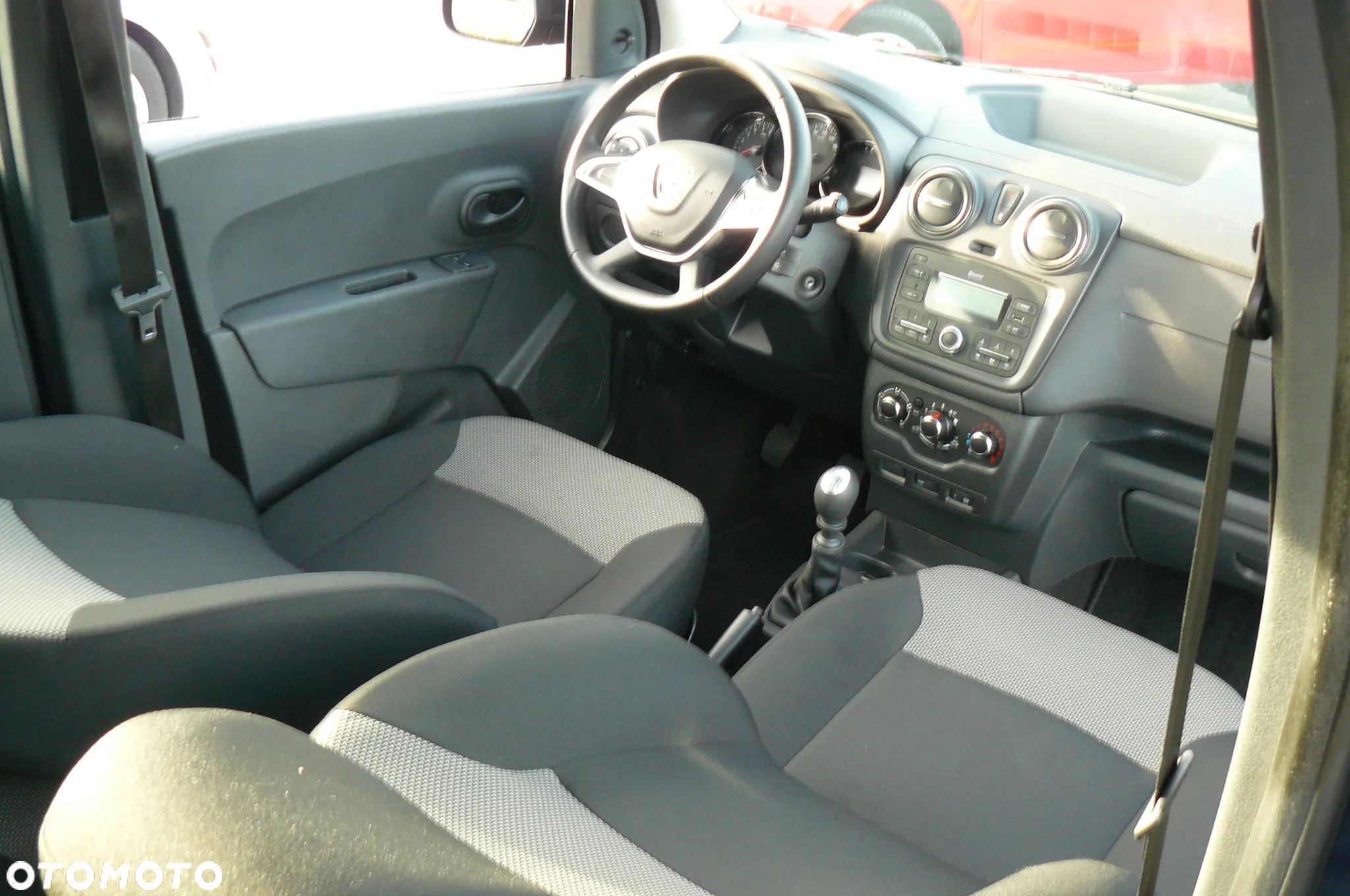 Dacia Lodgy TCe 100 GPF (7-Sitzer) Comfort - 18