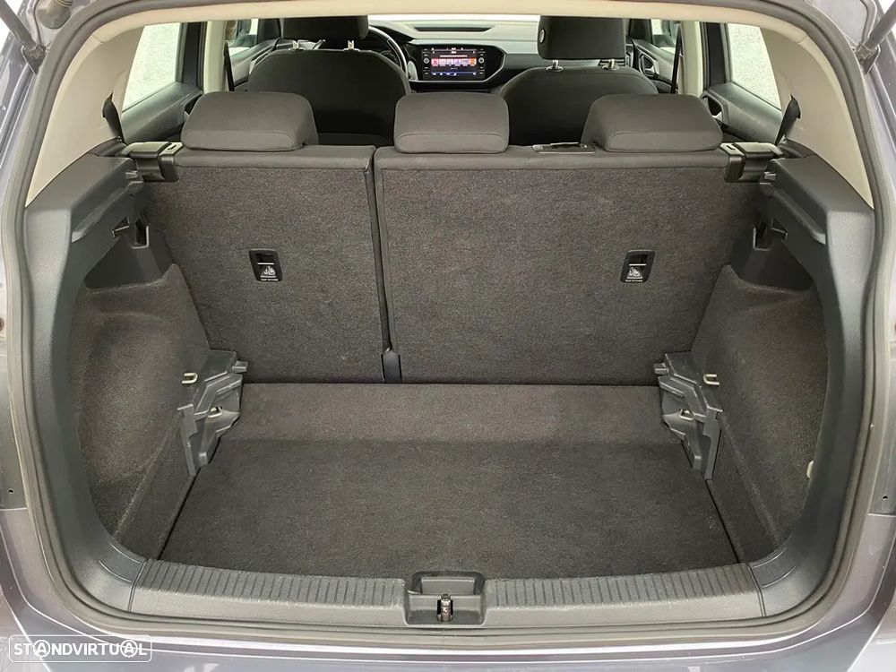 VW T-Cross 1.0 TSI BlackStyle DSG - 20