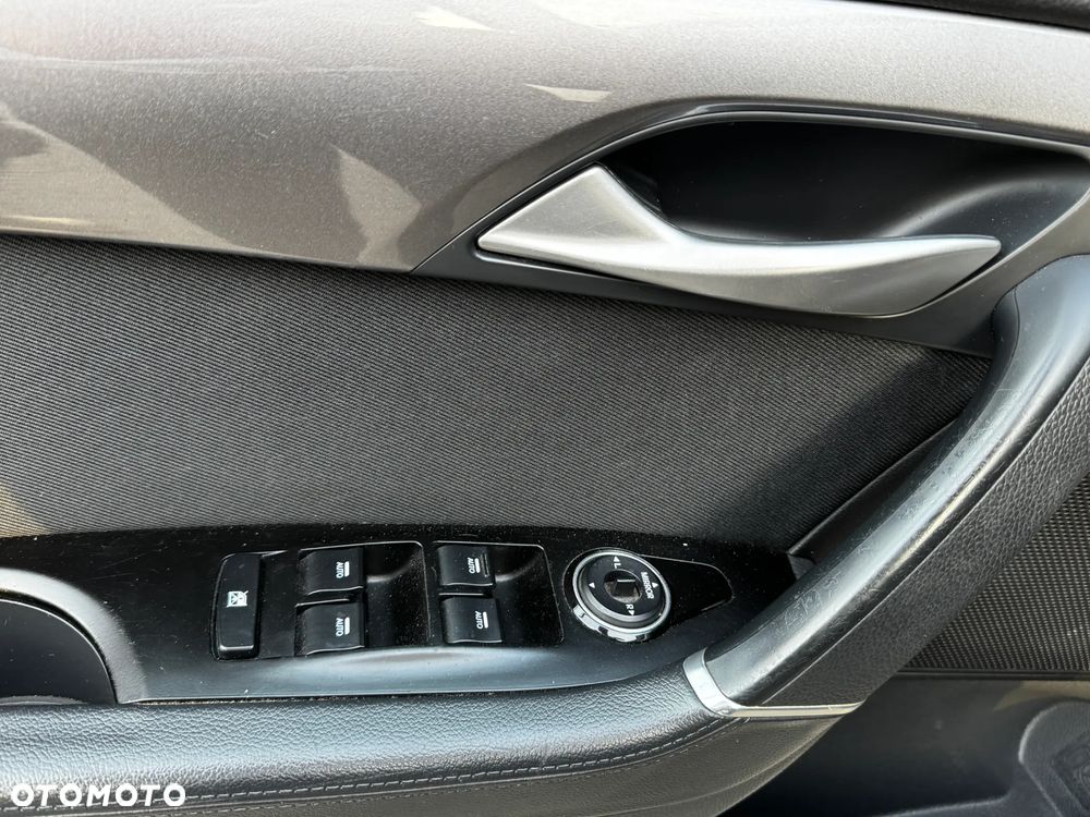 Hyundai i40 2.0 GDI Premium - 19