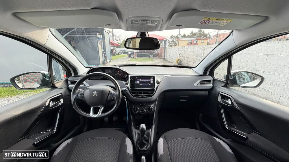 Peugeot 208 1.2 PureTech Style - 20