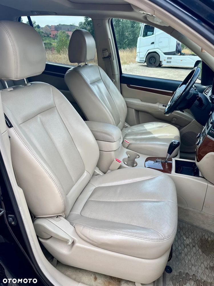 Hyundai Santa Fe - 10