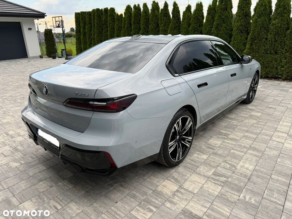 BMW Seria 7 740d xDrive sport - 4