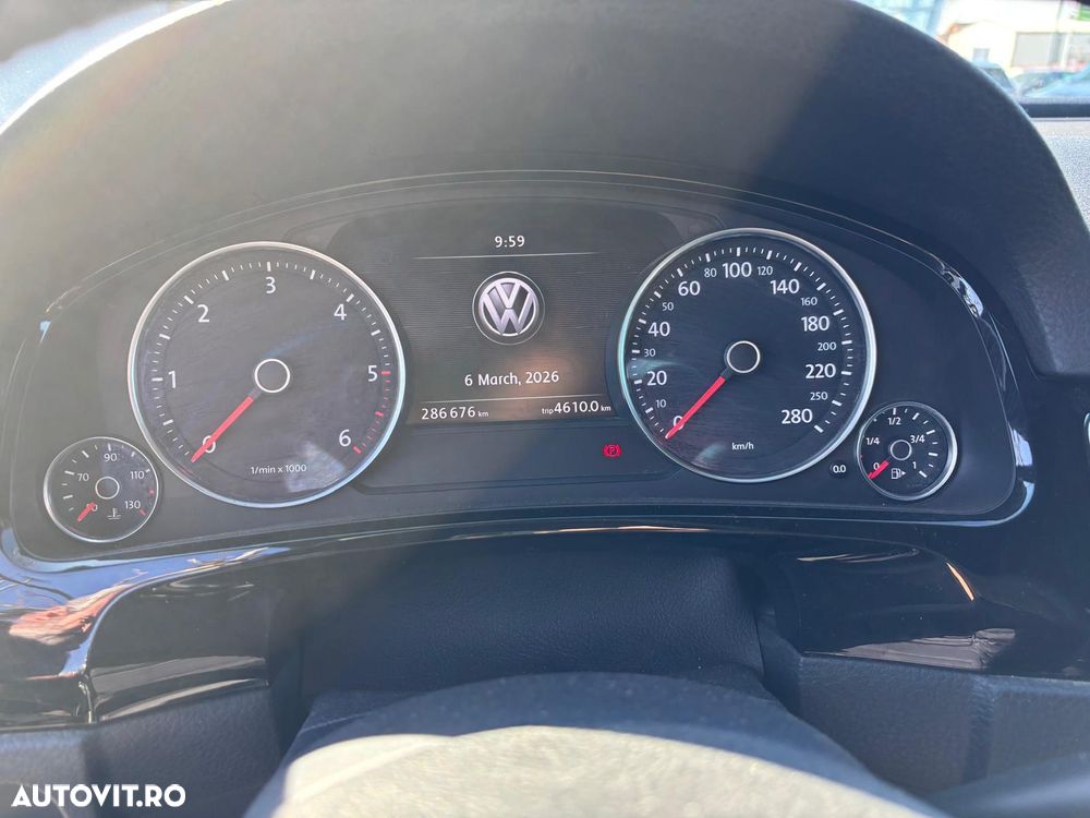 Volkswagen Touareg 3.0 V6 TDI BMT - 9