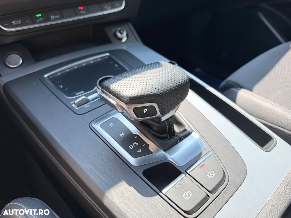 Audi Q5 50 TFSI e quattro S tronic PHEV Basic - 28
