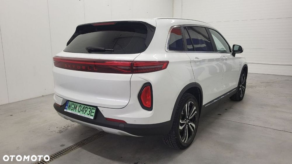 Skywell ET5 72kWh Luxury - 6