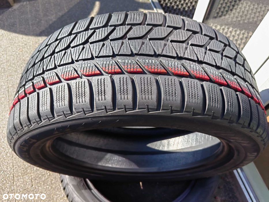 235/50R19 99H Bridgestone Blizzak LM-25 4x4 opona pojedyncza zimowa - 6
