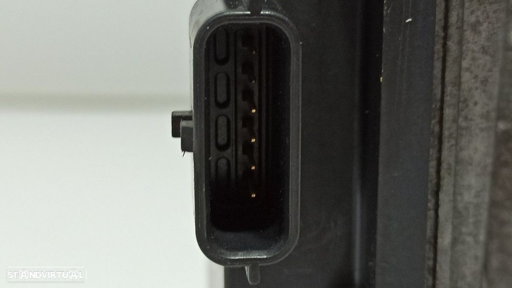 CORPO DE BORBOLETAS RENAULT CLIO IV LIMITED - 2