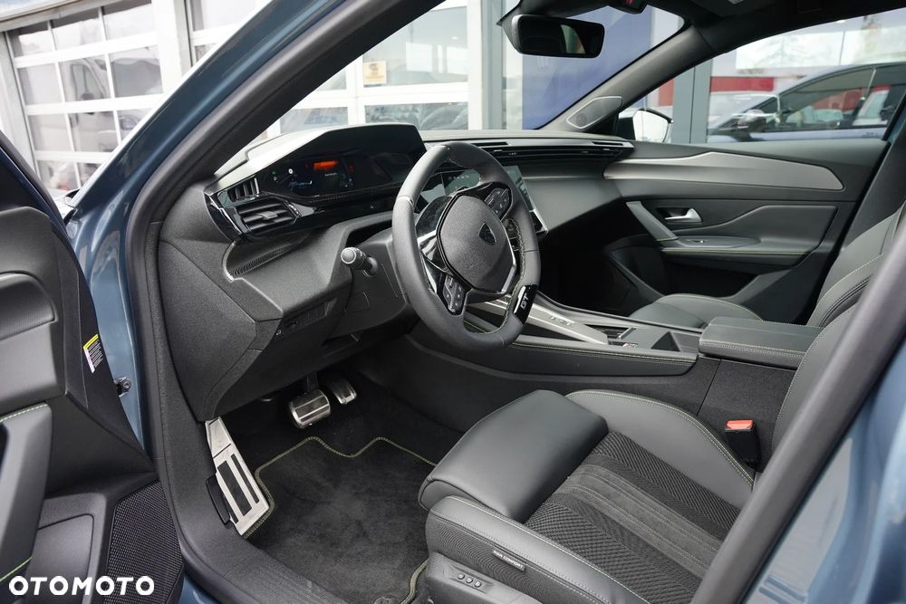 Peugeot 308 1.2 mHEV GT Exclusive S&S e-DCS6 - 8