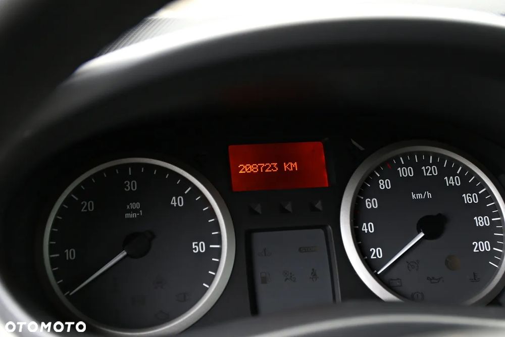 Opel Vivaro - 30
