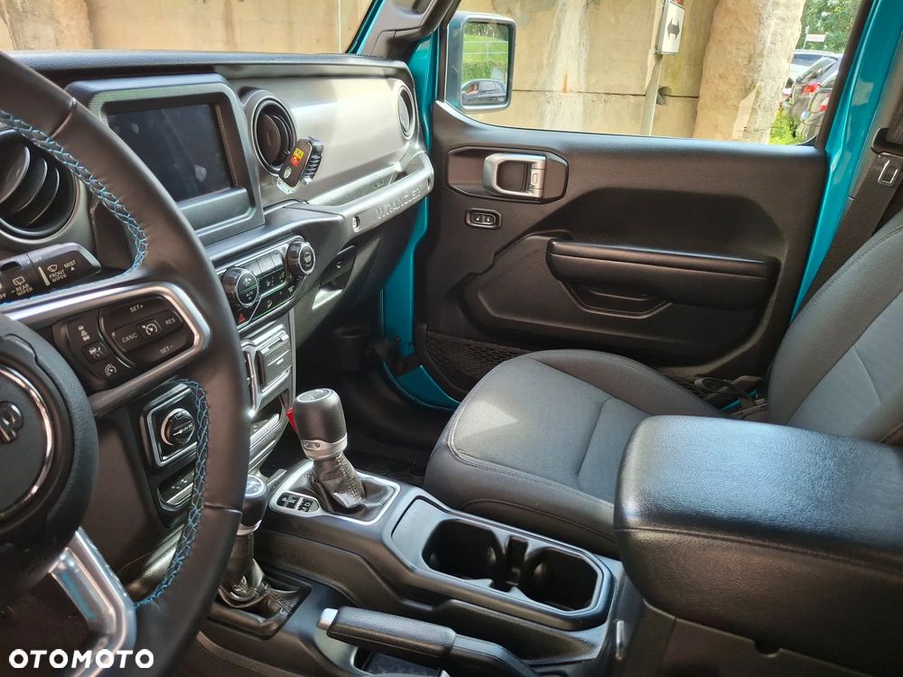 Jeep Wrangler Unlimited GME 2.0 Turbo Sport - 14