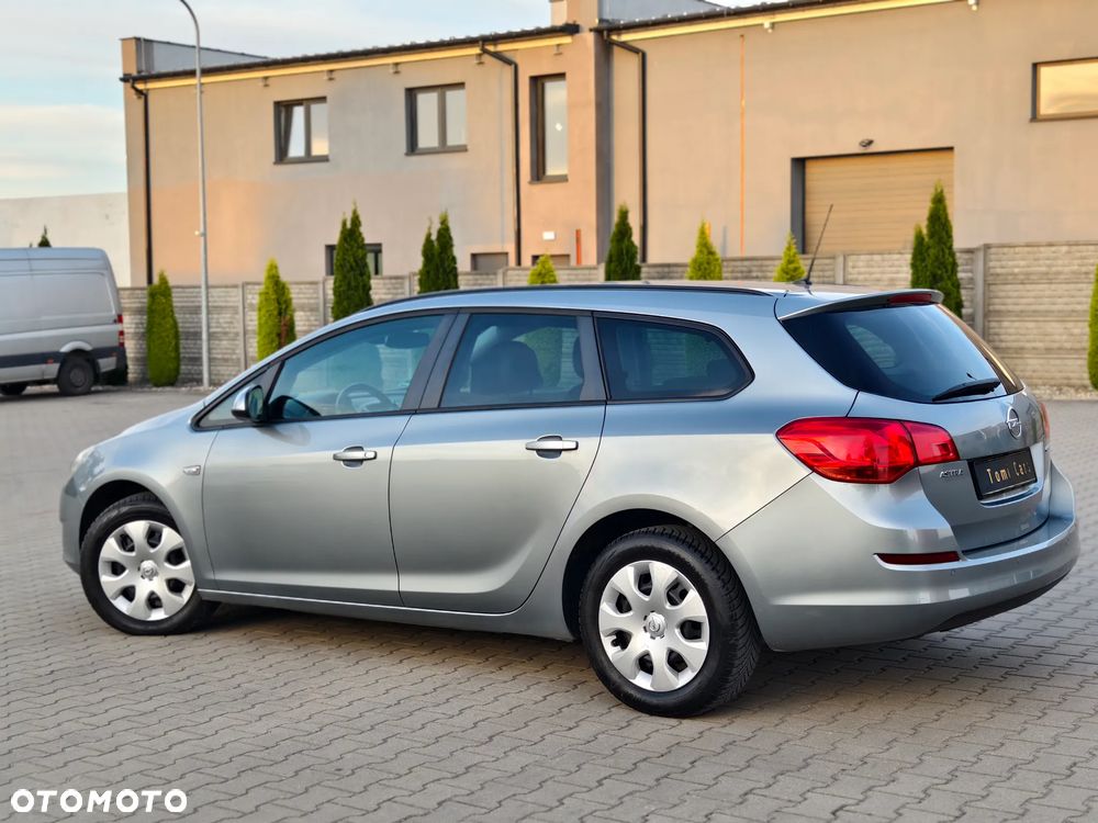 Opel Astra 1.4 ecoFLEX - 31