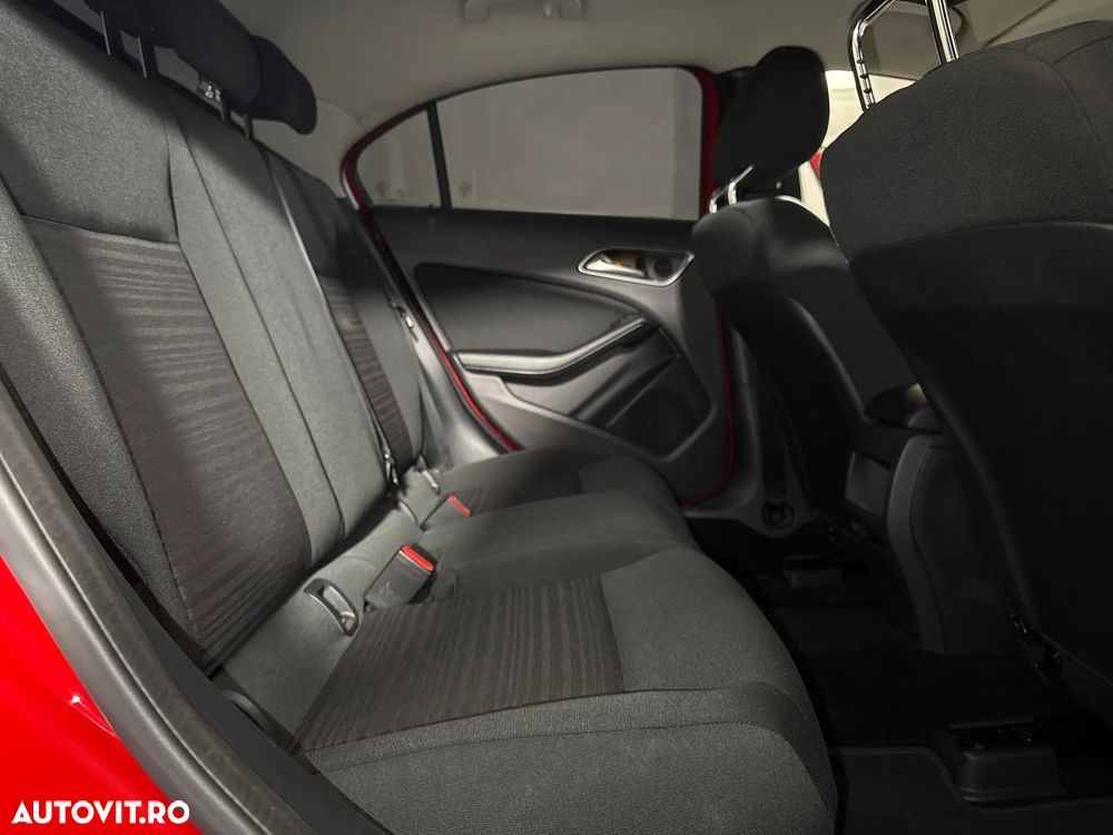 Mercedes-Benz A 160 - 13