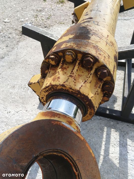 Siłownik Cat Caterpillar 375 365 966 345 320 [D-250 S-130/140 T-150] - 5