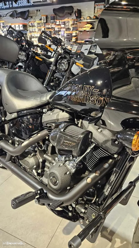 Harley-Davidson Low Rider ST - 13