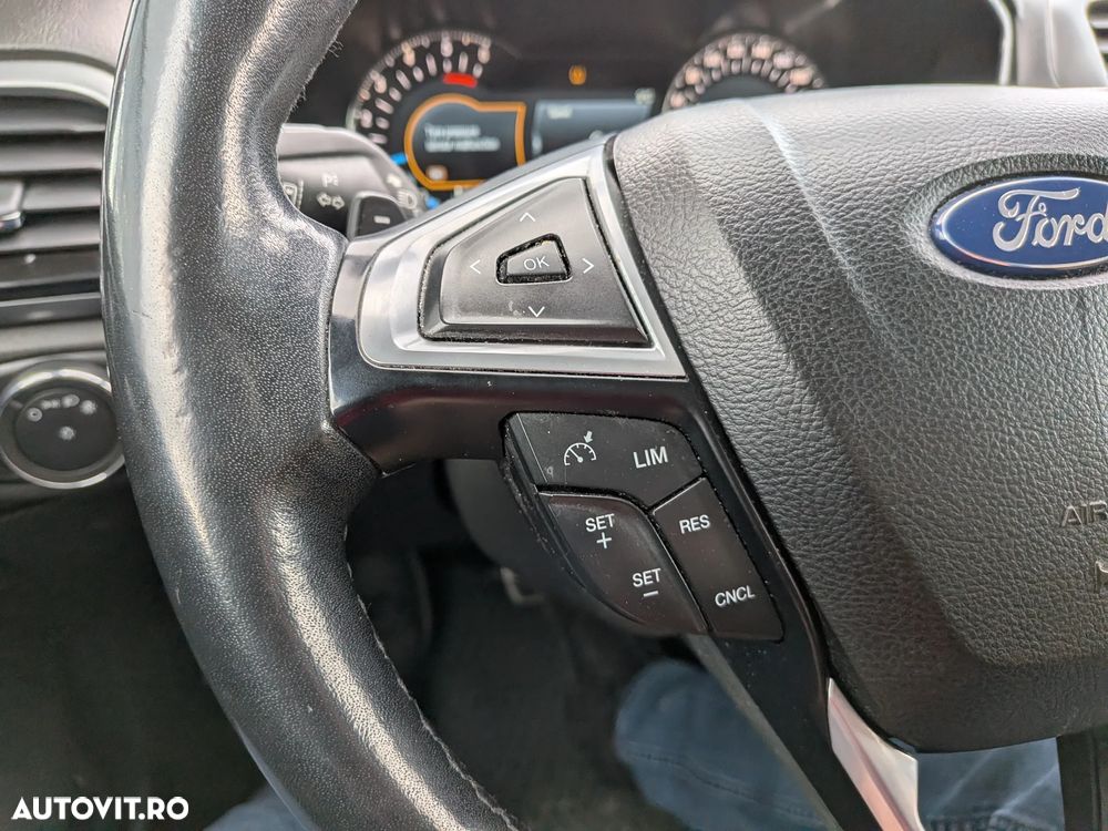 Ford Mondeo 2.0 TDCI Powershift AWD Titanium - 14