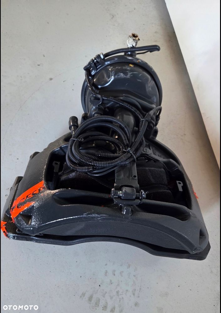 Zacisk hamulcowy klocki Scania s r g nowy model 3034089 - 3