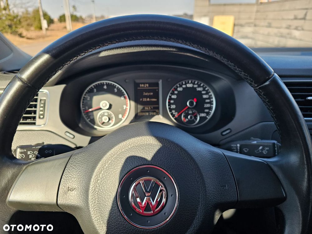 Volkswagen Jetta 1.4 TSI Comfortline - 14