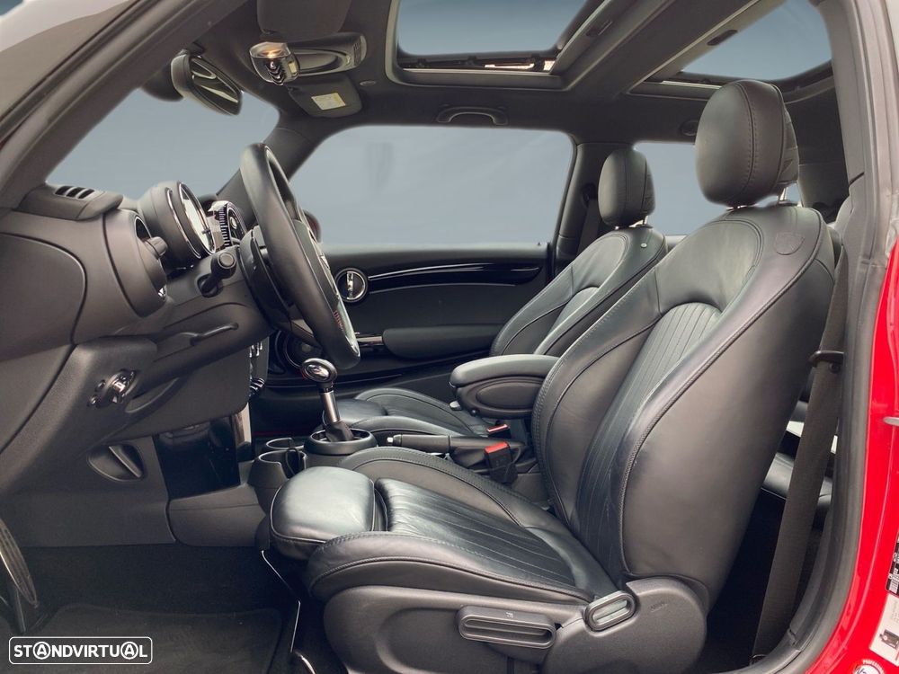 MINI 3 Portas John Cooper Works Auto Desportiva - 3