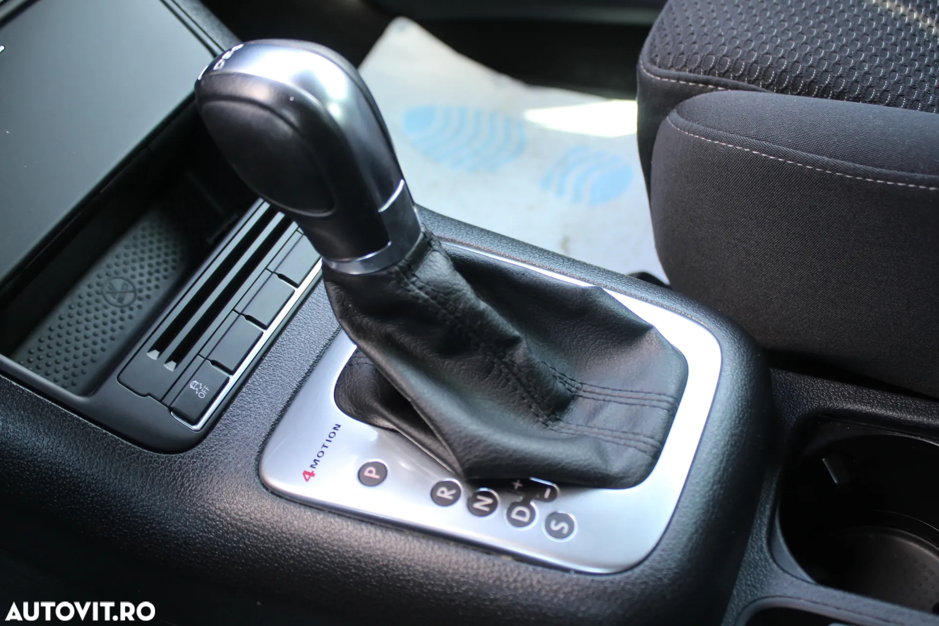 Volkswagen Tiguan 2.0 TDI SCR 4MOTION DSG R-Line - 7
