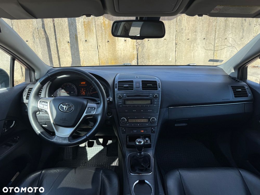 Toyota Avensis 2.0 D-4D Sol - 10