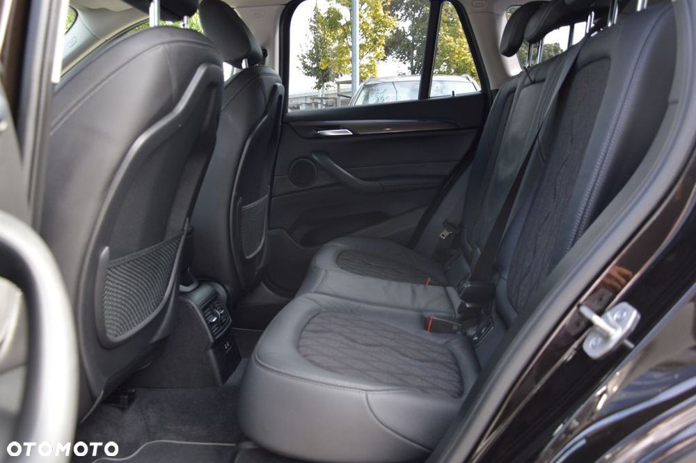 BMW X1 - 17