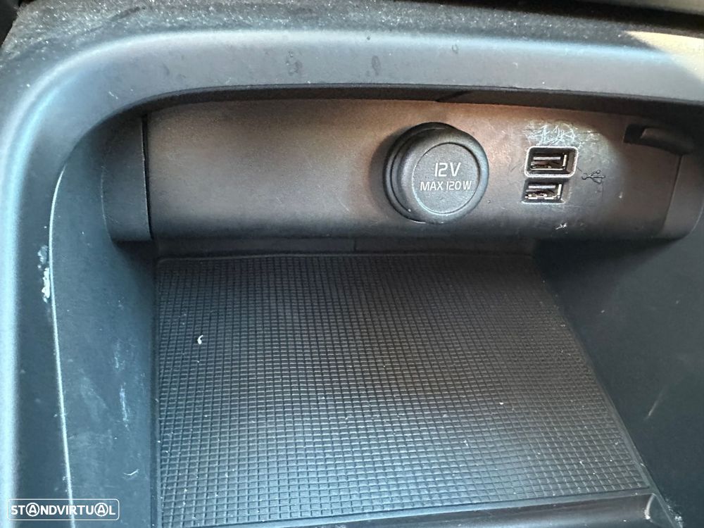 Volvo XC 40 1.5 T5 PHEV Inscription - 19