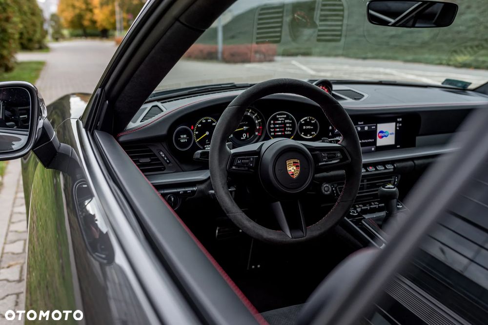 Porsche 911 GT3 - 13