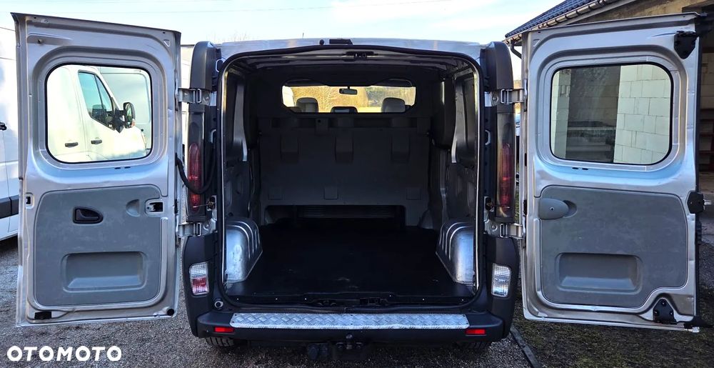 Renault Trafic Vivaro - 15