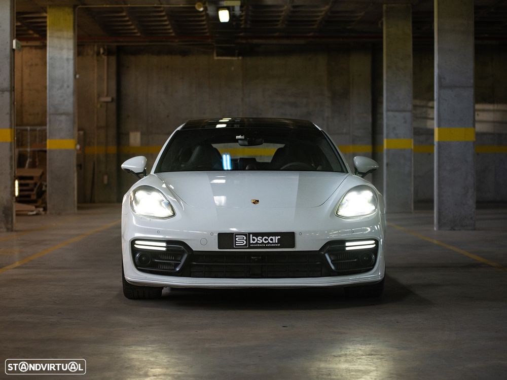 Porsche Panamera Sport Turismo Turbo S E-Hybrid - 2