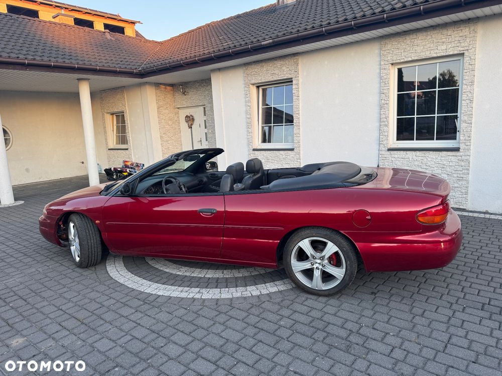 Chrysler Stratus LE 2.0L - 10
