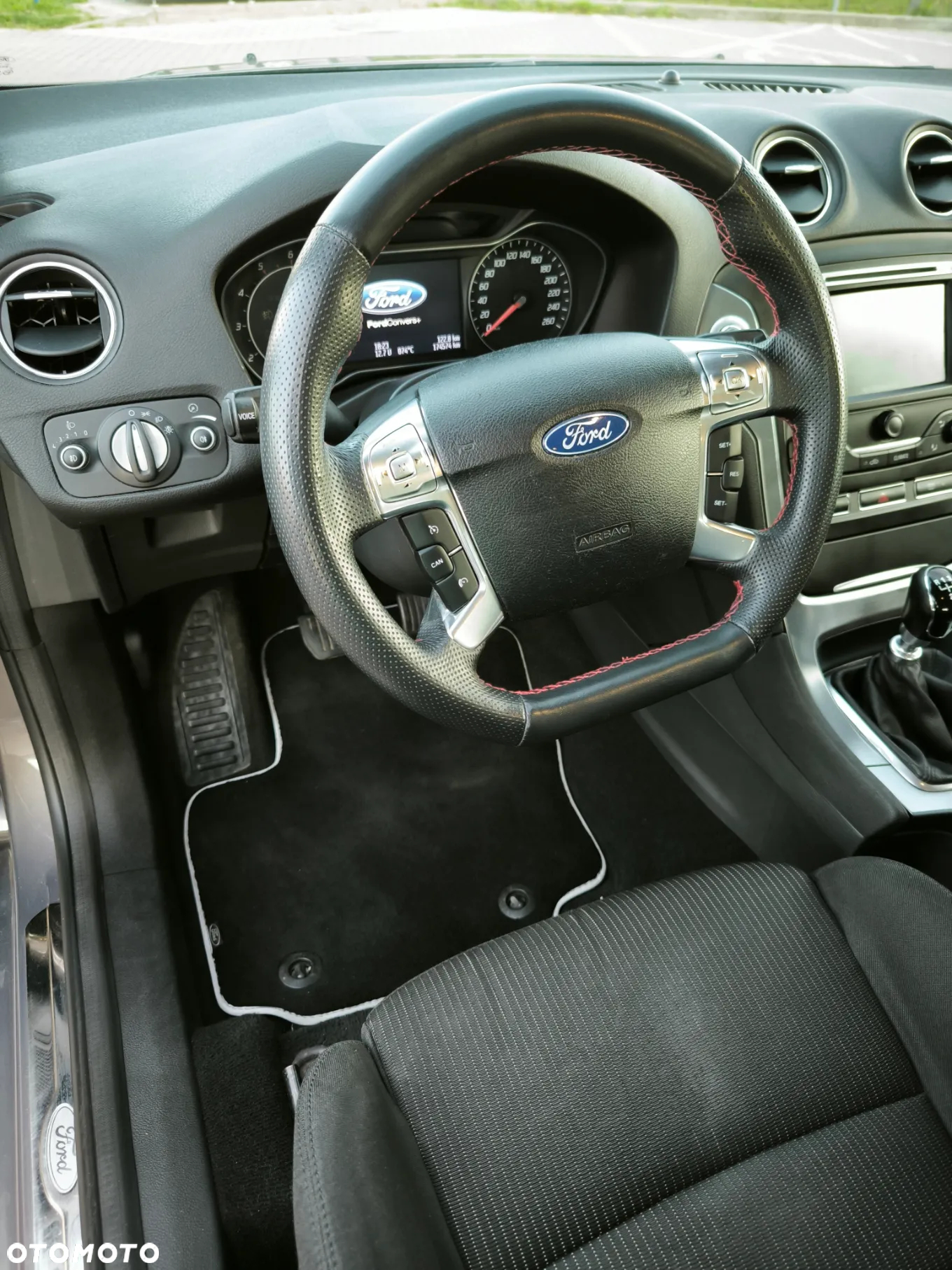 Ford Mondeo - 9