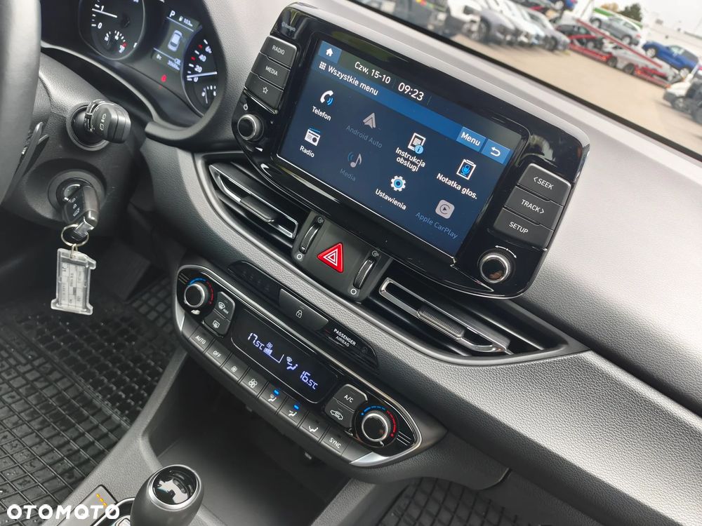 Hyundai i30 - 19