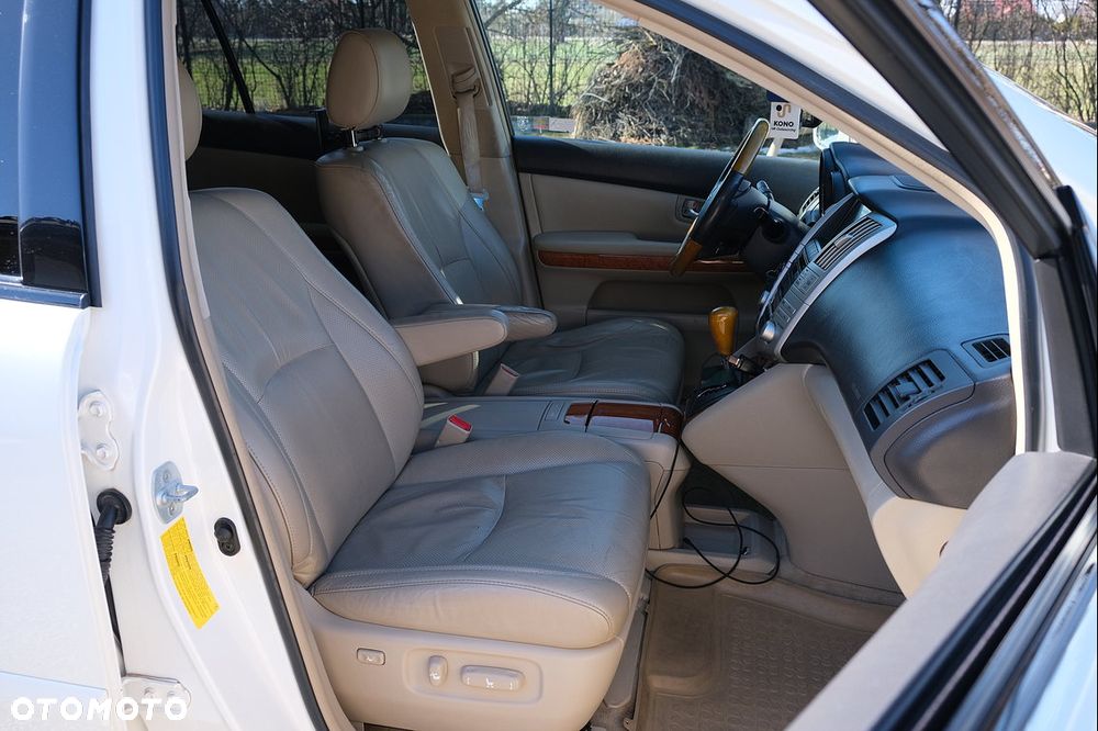 Lexus RX - 26